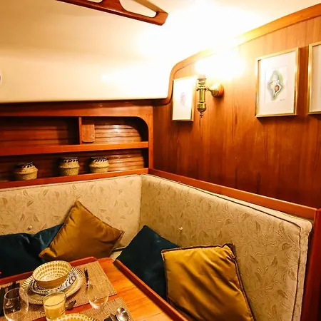 Alejandro Magno Понта-Делгада