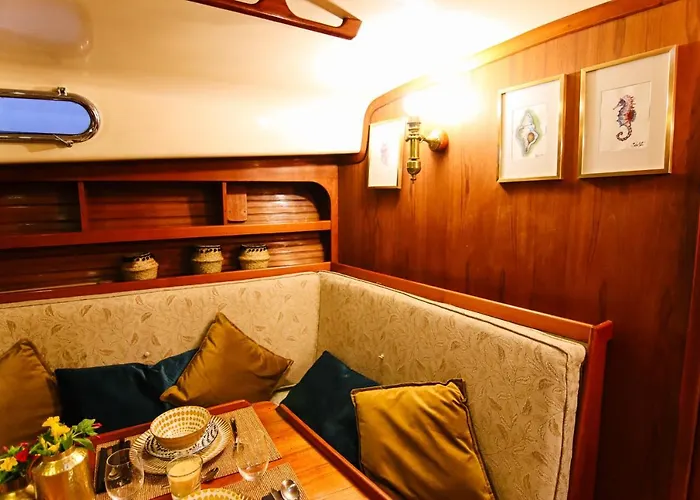 Alejandro Magno Ponta Delgada