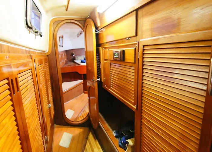 Alejandro Magno Hotel na wodzie Ponta Delgada